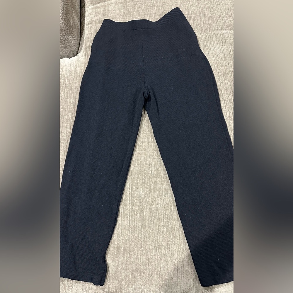 St. John Black Bottoms